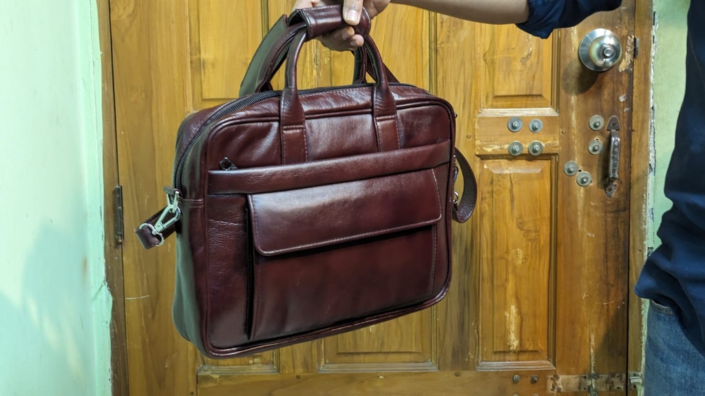 Handmade Cow  Leather Office Bag For Men's